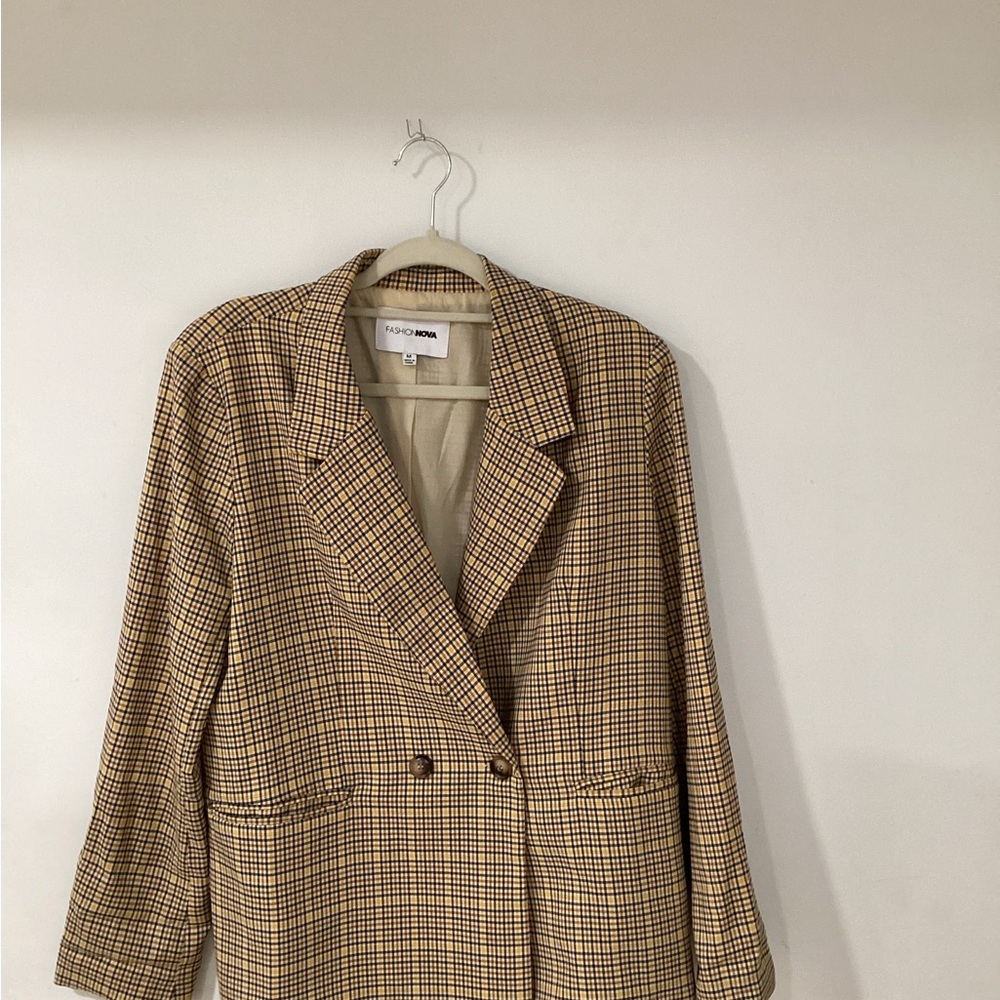 Chic Houndstooth Blazer